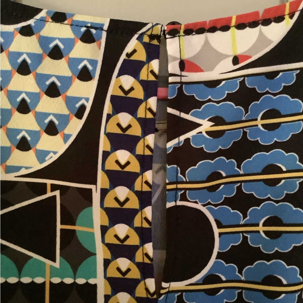 Eloquii Abstract/Geometric Pattern Short Sleeve D… - image 2